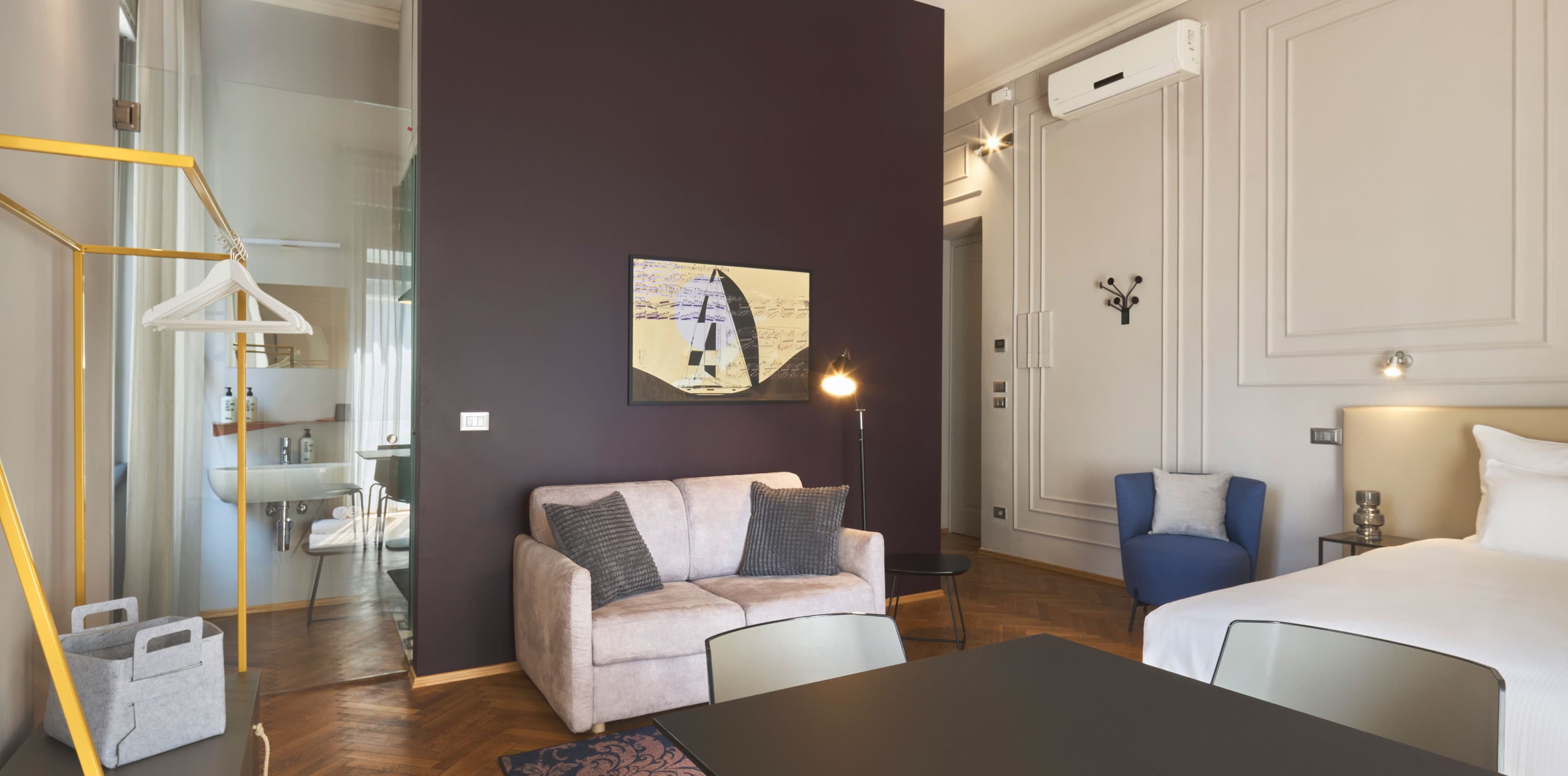 URBANAUTS STAY