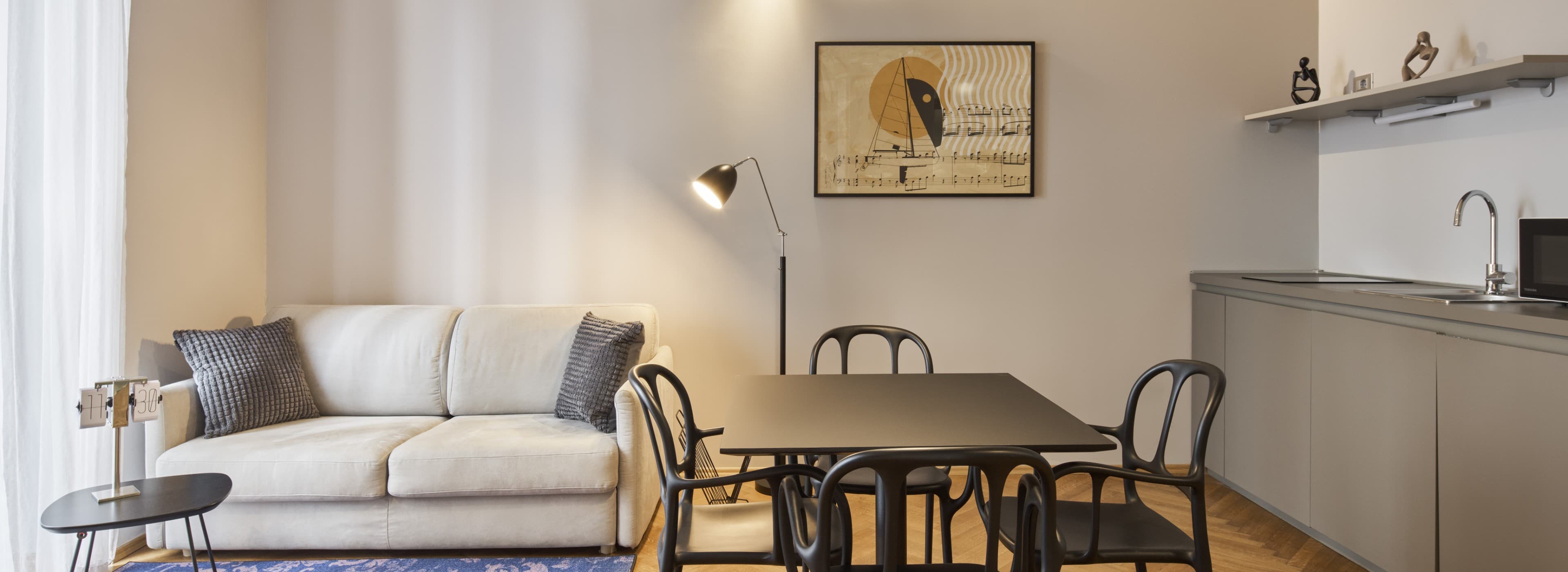 URBANAUTS STAY