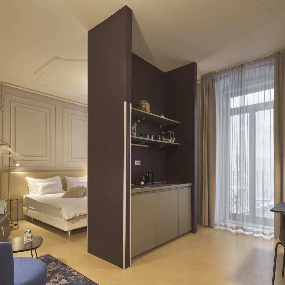 URBANAUTS STAY