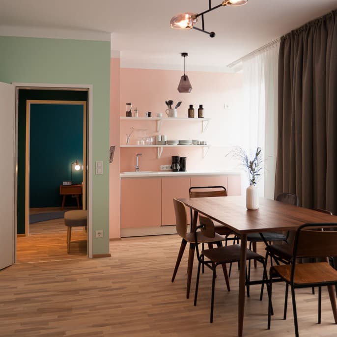 URBANAUTS STAY
