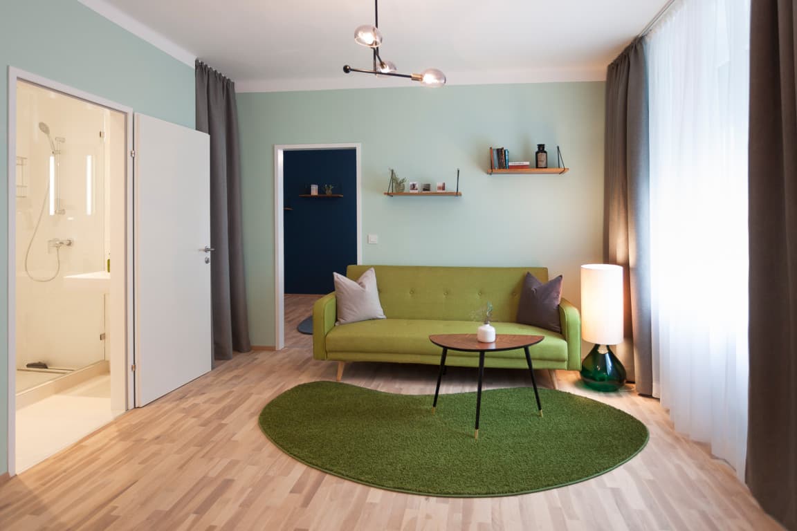 URBANAUTS STAY