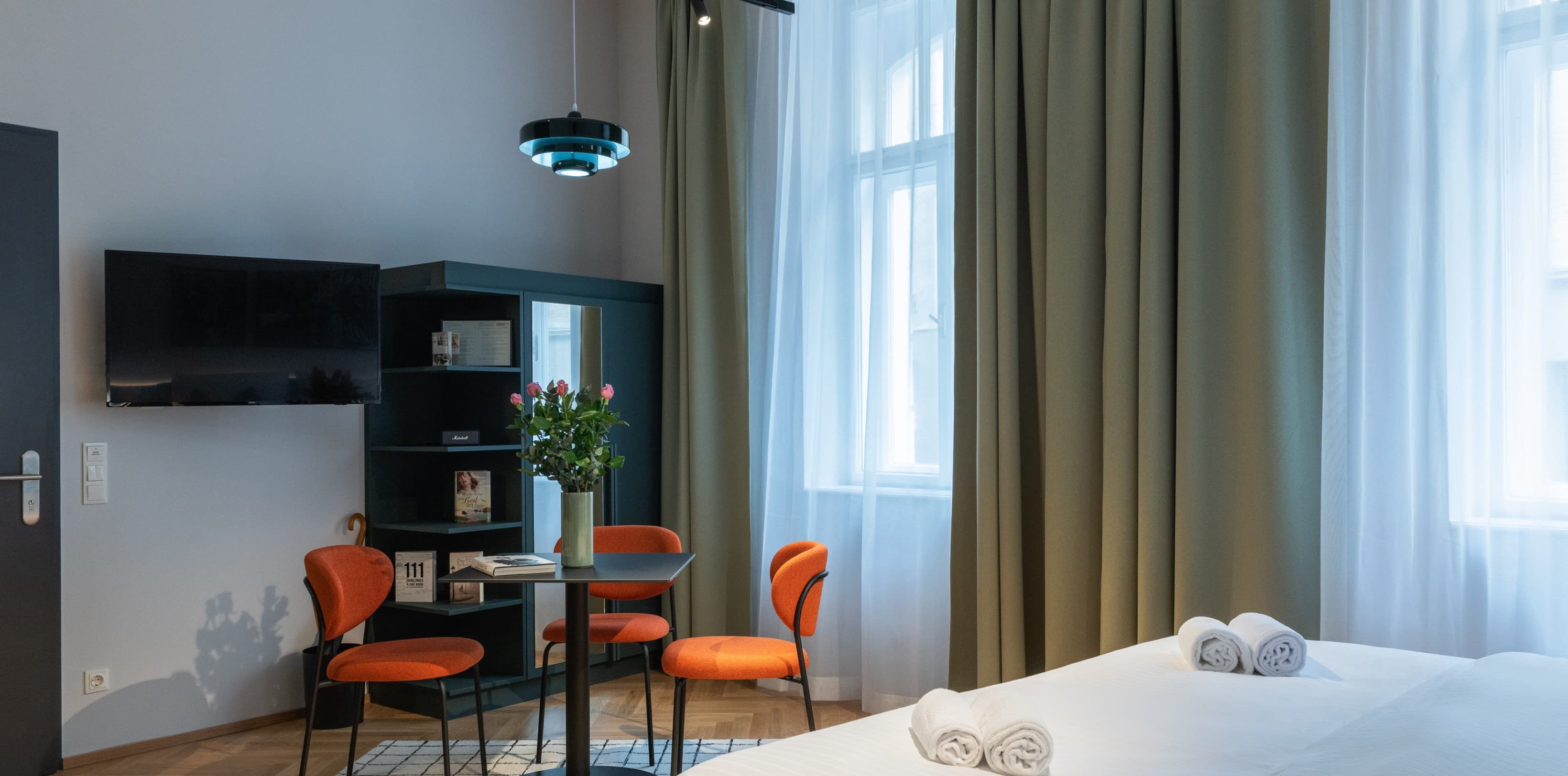 URBANAUTS STAY
